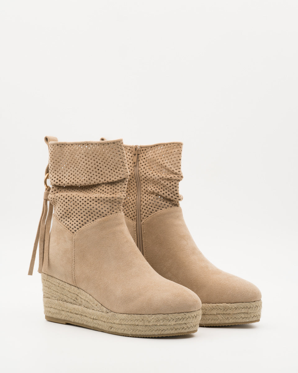 Buonarotti Stiefel Beige Suedine Wegde Keilabsatz