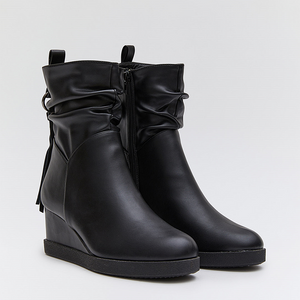 Buonarotti Stiefelette Schwarz Schnalle Fransen