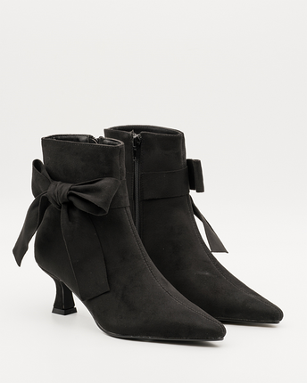 Buonarotti Stiefelette Schwarz Suedine Schleife