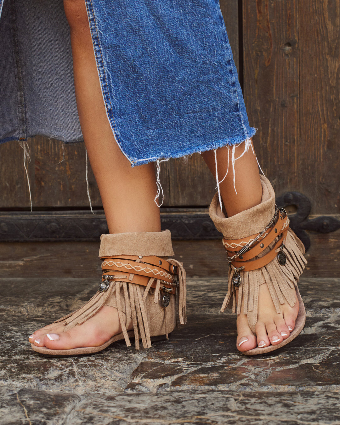Buonarotti Ibiza Sandalen Beige Suedine Schnalle Fransen