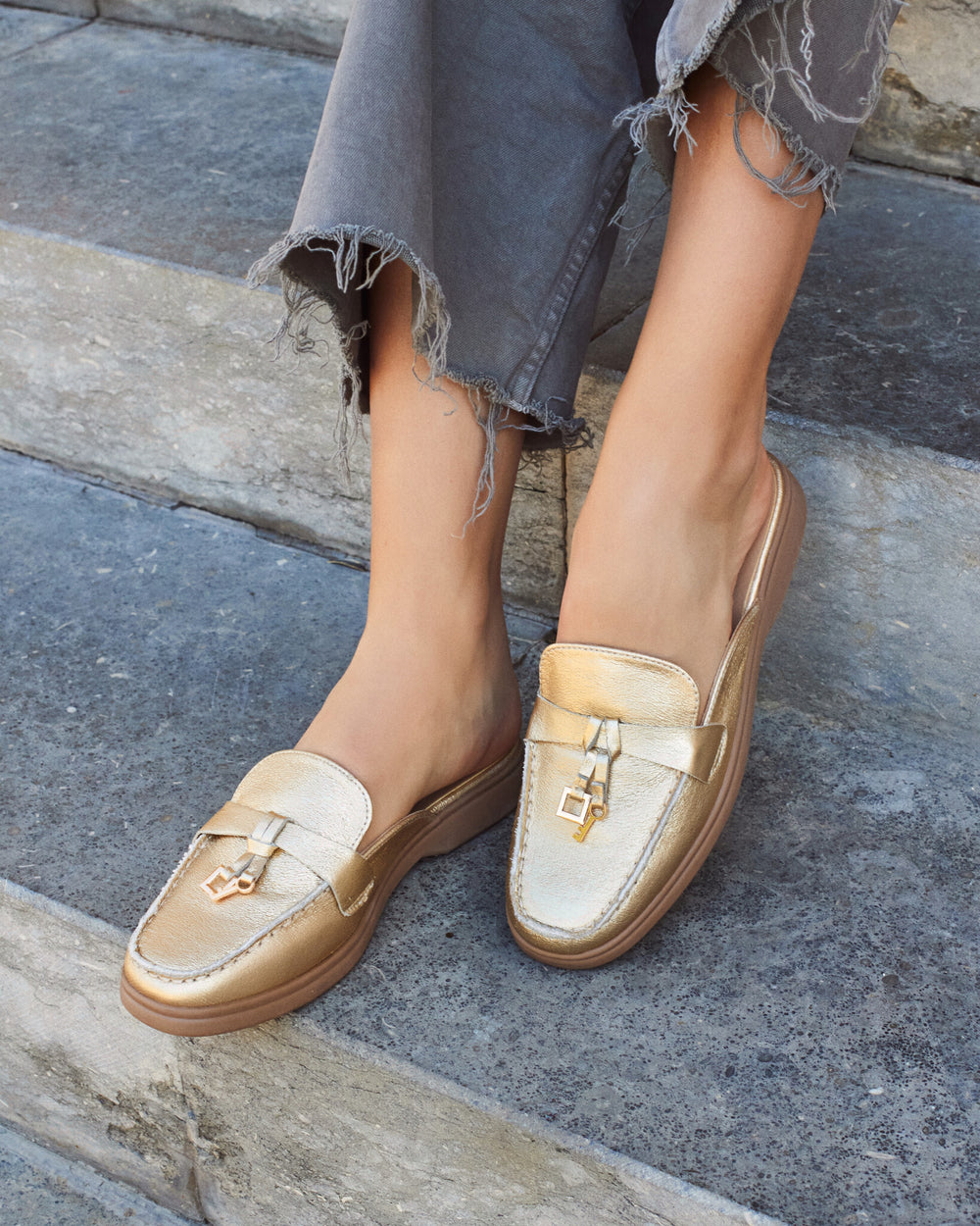 Buonarotti Slipper mit goldenen Anhängern