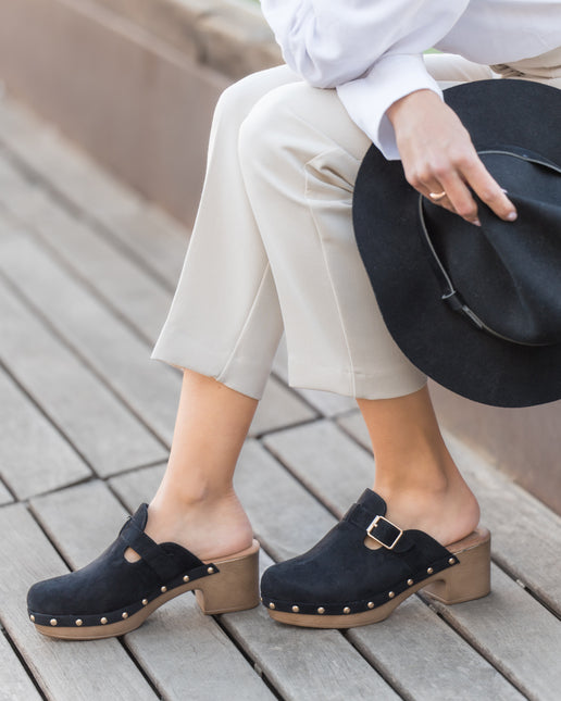 Buonarotti Clogs Schwarz Schnalle