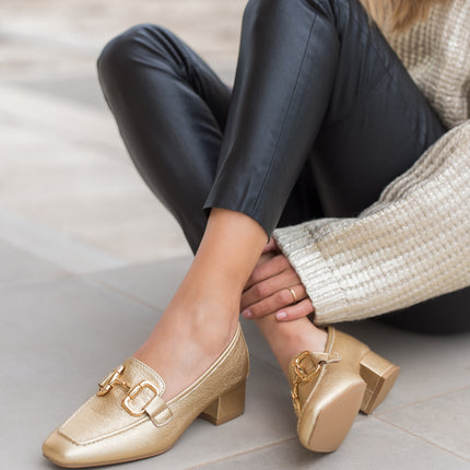 Buonarotti Mokassins mit Absatz Goldschnalle