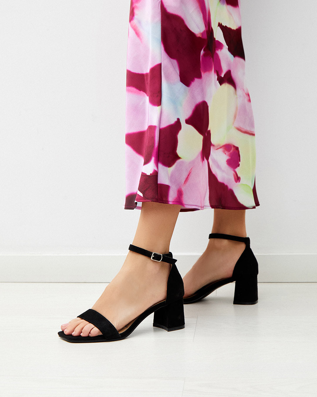 Buonarotti Sandalen Schwarzes Veloursleder