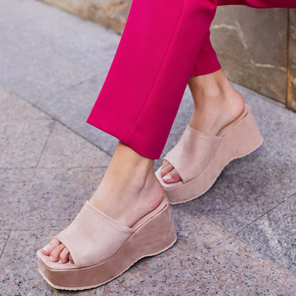 Buonarotti Keilsandalen zum Hineinschlüpfen Beige Suedine