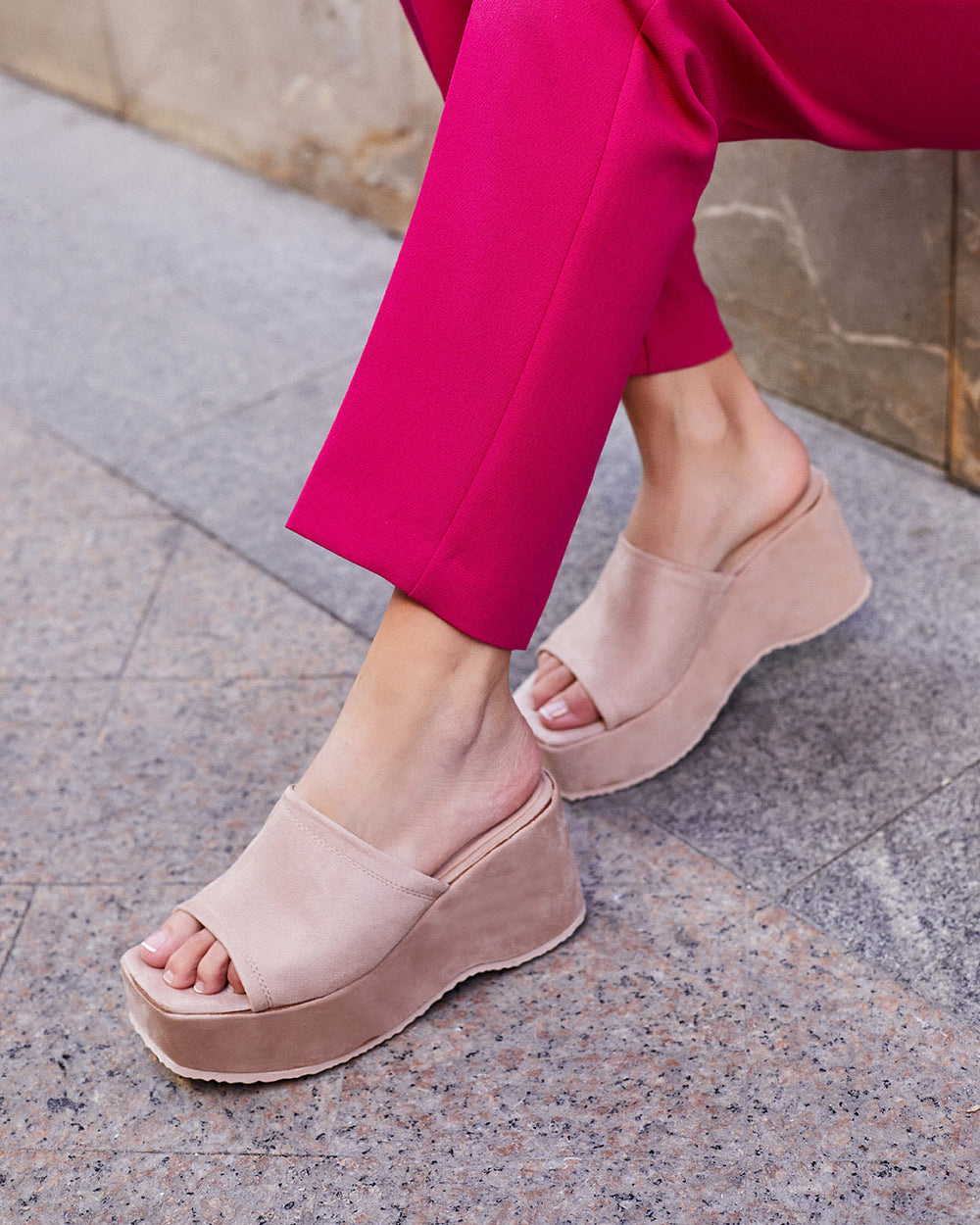 Buonarotti Keilsandalen zum Hineinschlüpfen Beige Suedine