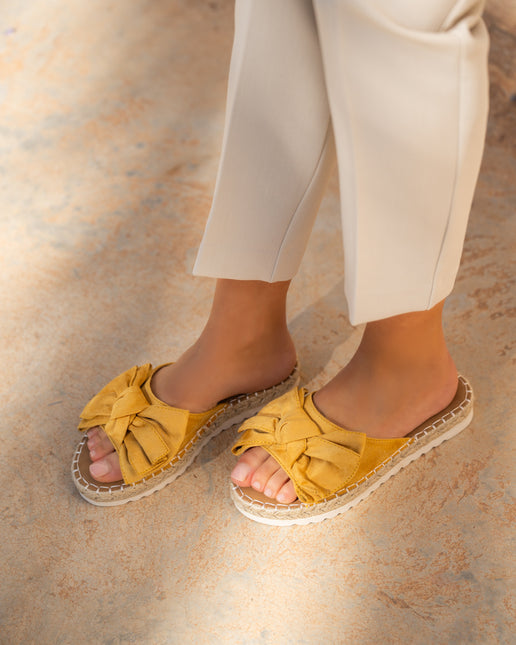 Buonarotti Hausschuhe Gelb Suedine Schleife