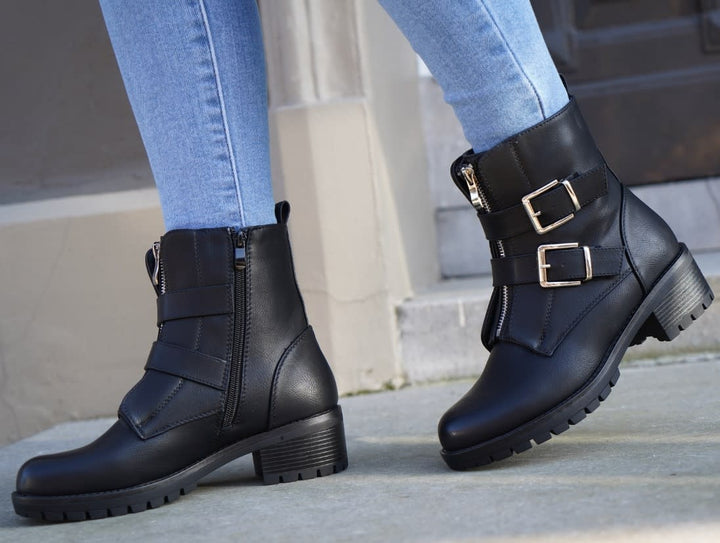 Smile Favorites Biker-Stiefel Schwarz Silberschnallen