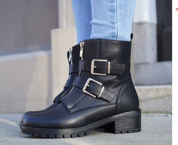 Smile Favorites Biker-Stiefel Schwarz Silberschnallen