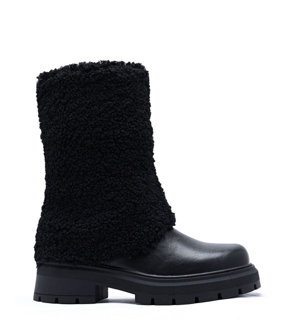Smile Favorites Stiefel Schwarzer Teddy