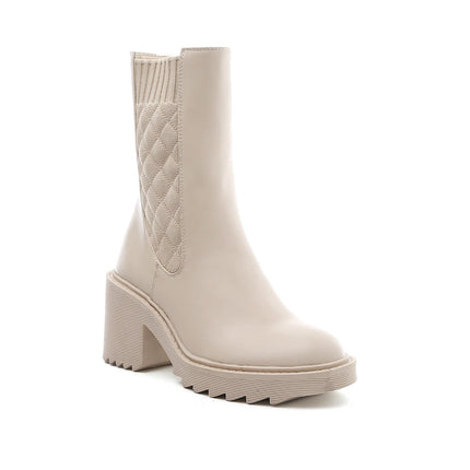 Smile Favorites Chelsea-Nähte mit Absatz Beige