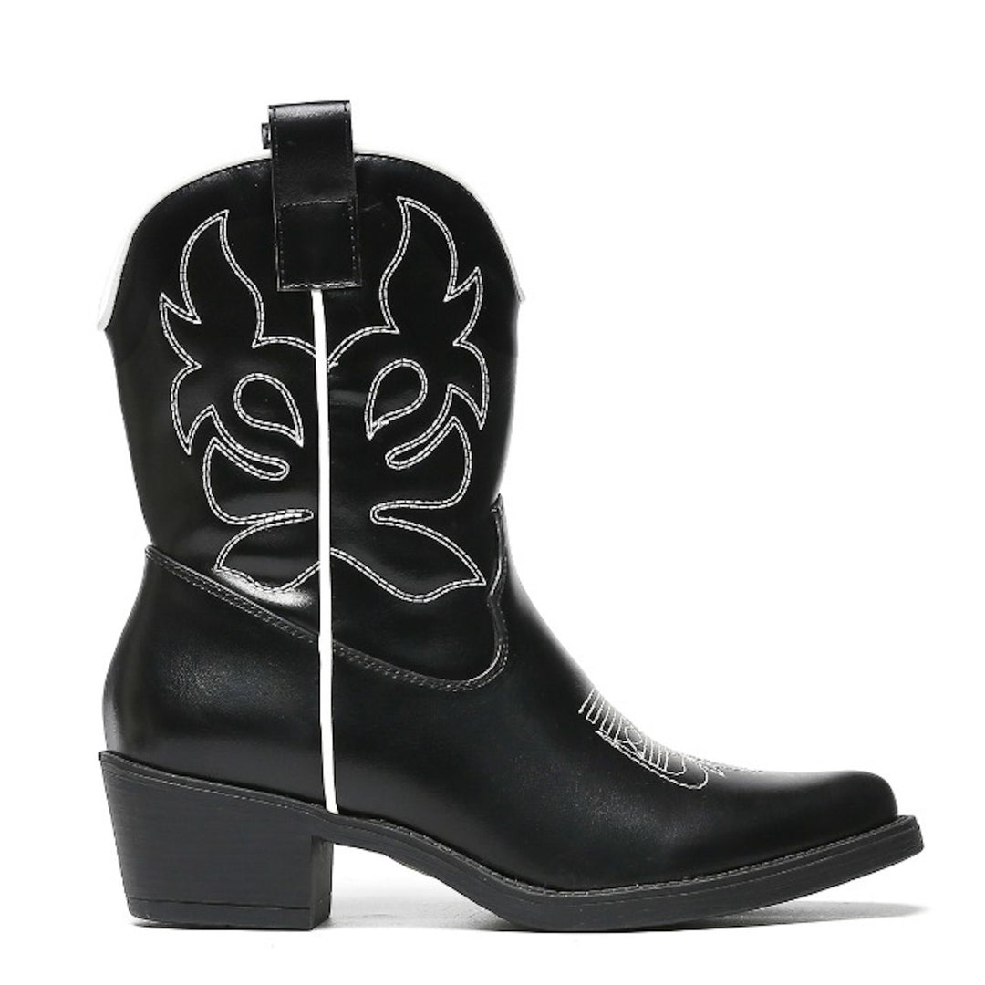 Smile Favorites Cowboystiefel Schwarz kurz weiß genäht