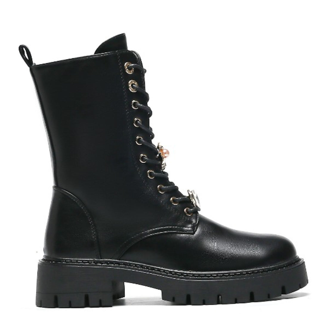 Smile Favorites Veteranenstiefel Schwarze Broschen