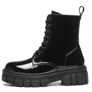 Smile Favorites Veteranenstiefel Schwarz Lack Plateausohle